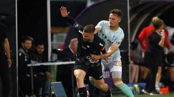 Pacific với Victoria Highlanders